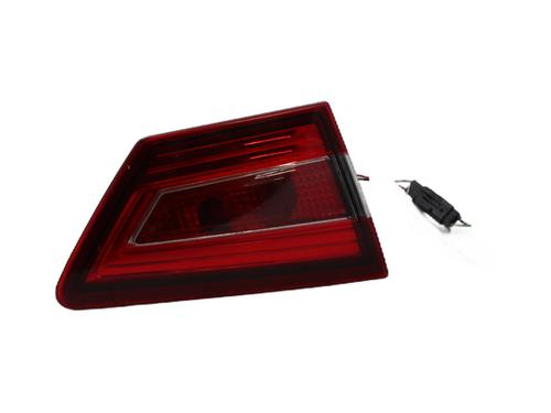 Left tailgate light RENAULT CLIO IV (BH_) 1.5 dCi 90 | BP30153942C79