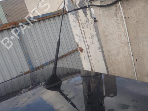 antennabase-renault-captur-i-j5_-h5_-2013-31250607 main image