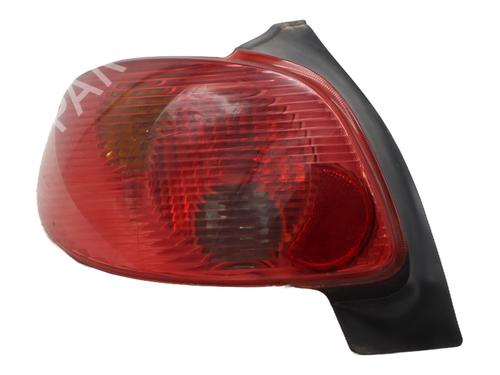 Rückleuchte Links für PEUGEOT 206 Hatchback (2A/C) 1.4 i (75 hp) 31668312