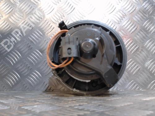 Used Heater blower motor PEUGEOT 108 1.2 (82 hp) 24283335