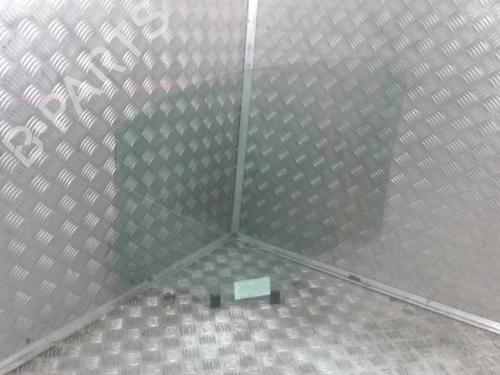 front-right-door-window-peugeot-rifter-2018-24274802 main image