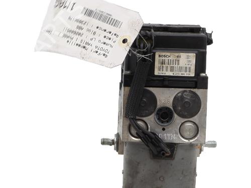 Used ABS pump ABS pump TOYOTA YARIS (_P1_) 1.0 (SCP10_, SCP10R) (65 hp) 33827512 33827512