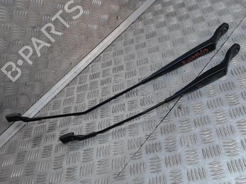 Used Front windshield wiper arm CITROËN C3 / C3 ORIGIN III (SX) 1.2 VTi 82 (82 hp) 24274579