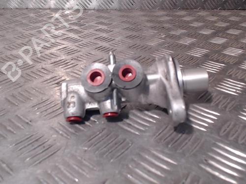 Used Brake master cylinder PEUGEOT 2008 I (CU_) 1.6 VTi (120 hp) 24281312