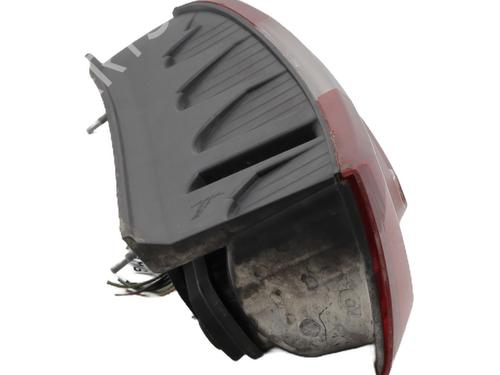 right-taillight-ford-c-max-dm2-2007-2008-2009-2010-27256767 main image
