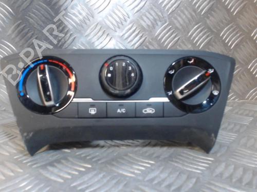 AC Styreenhet / Manøvreringsenhet HYUNDAI i20 II (GB, IB) 1.0 T-GDI (101 hp) 24269016