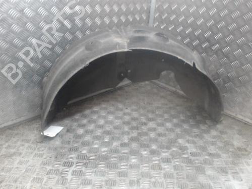 wheel-arch-renault-megane-iv-hatchback-b9amn_-2015-33414721 main image