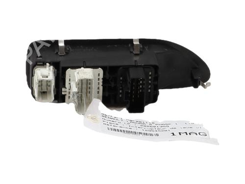 Used Left front window switch Left front window switch 37495800 37495800