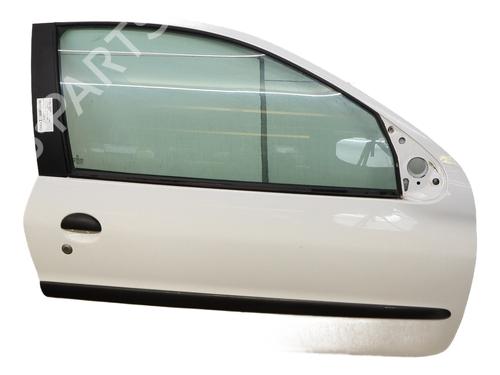 Used Right front door PEUGEOT 206+ (2L_, 2M_) 1.4 HDi eco 70 (68 hp) 28690218
