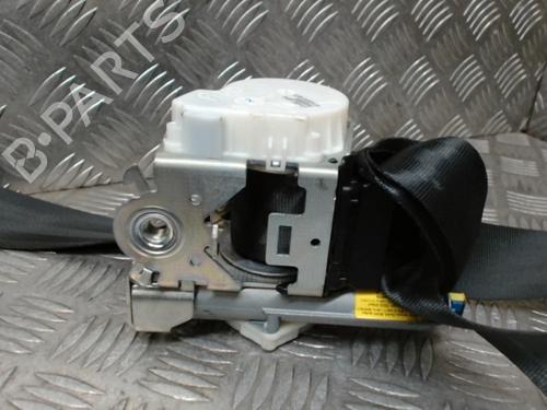 Veiligheidsgordel rechts voor PEUGEOT 3008 I MPV (0U_) 1.6 HDi (109 hp) 24276936