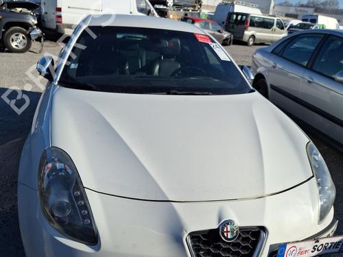 front-bumper-reinforcement-alfa-romeo-giulietta-940_-2010-2011-2012-2013-2014-2015-2016-2017-2018-2019-2020-24574222 main image