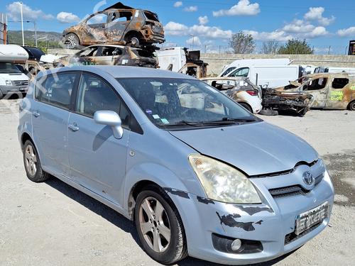 Brugte TOYOTA COROLLA Verso (ZER_, ZZE12_, R1_) 2.2 D-4D (AUR10_, AUR10R) (177 hp) 4359829