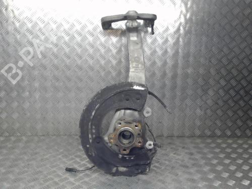Used Right front steering knuckle BMW X5 (G05, F95) xDrive M 50 d (400 hp) 24268944