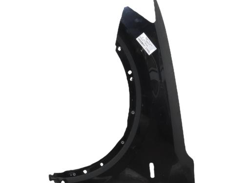 Used Left front fenders Left front fenders 37156478 37156478