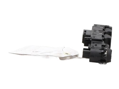 Left front window switch PEUGEOT 2008 II (UD_, US_, UY_, UJ_, UR_, UC_) 1.5 BlueHDI 130 | BP32390326I27