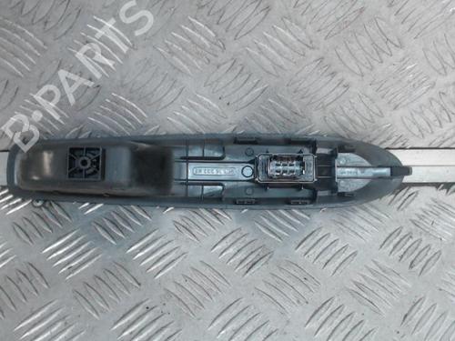 Used Right front window switch Right front window switch CITROËN DS3 (SA_) 1.2 VTi 82 (82 hp) 24265698 24265698