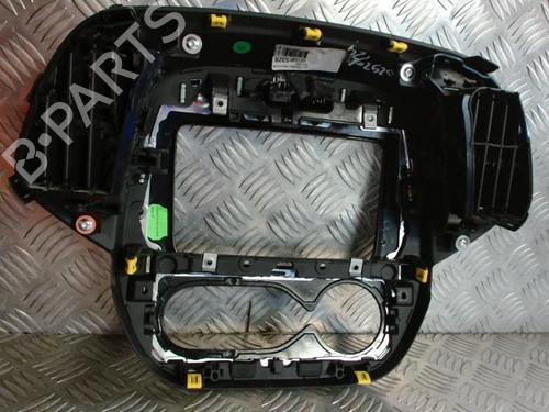 middle-console-renault-captur-i-j5_-h5_-2013-24271340 main image