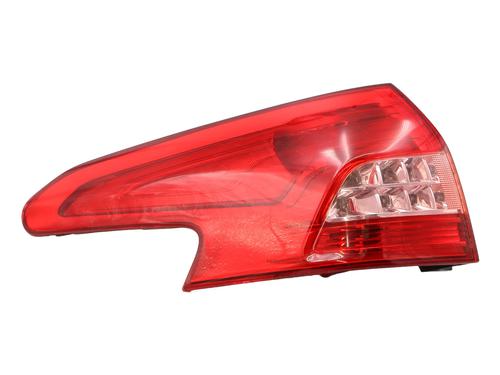 left-taillight-citroen-c5-iii-break-rw_-2008-2009-2010-2011-2012-2013-2014-2015-2016-2017-33415207 main image