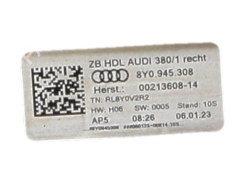 right-tailgate-light-audi-a3-sportback-8ya-8yf-2019-39981765 main image
