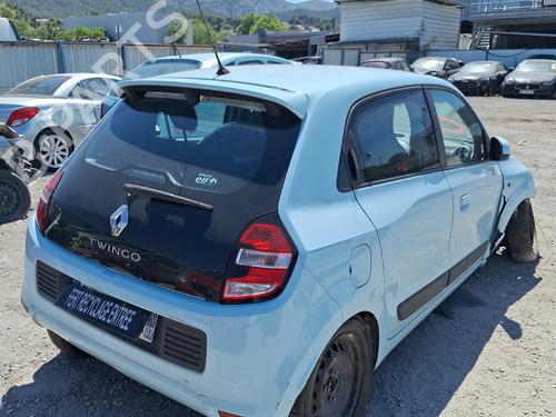Left taillight RENAULT TWINGO III (BCM_, BCA_) 0.9 TCe 90 (BCM9, BCM2) | BP32344751C34 - Image 16
