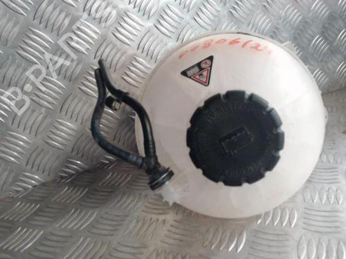 expansion-tank-mercedes-benz-sprinter-35-t-van-b907-b910-2018-24264571 main image