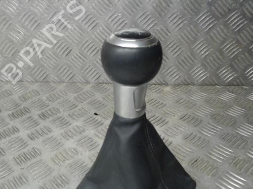 Gear lever AUDI A3 Sportback (8VA, 8VF) 2.0 TDI | BP24268912M90 