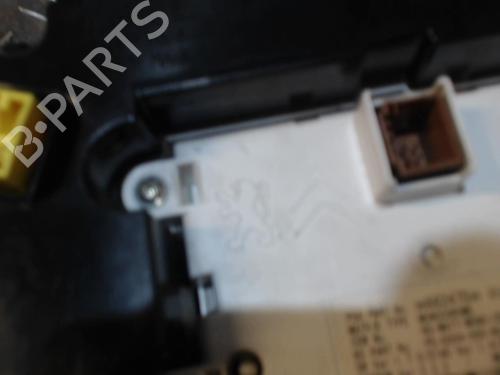 Instrument cluster PEUGEOT 5008 (0U_, 0E_) 2.0 HDi 150 / BlueHDi 150 | BP24266317C47 