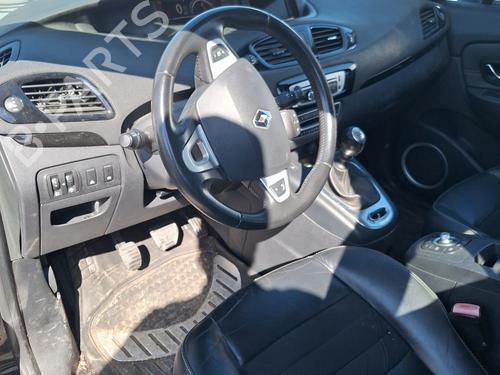 Left taillight RENAULT SCÉNIC III (JZ0/1_) 1.5 dCi | BP30085110C34