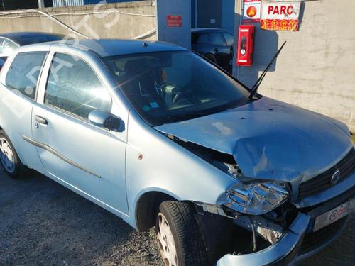 Brugte FIAT PUNTO (188_) 1.2 60 (188.030, .050, .130, .150, .230, .250) 4893507