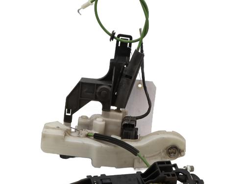 Vergrendeling links voor LANCIA YPSILON (843_) 1.2 (843.AXL1A) (69 hp) 31760519