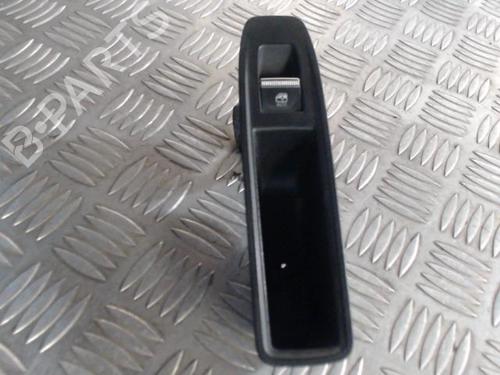 Used Left rear window switch RENAULT CLIO V (B7_) 1.3 TCe 140 (B7N0) (140 hp) 24264784