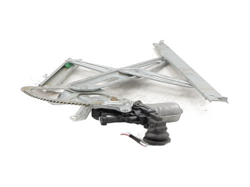Used Front right window mechanism Front right window mechanism TOYOTA YARIS (_P13_) 1.5 Hybrid (NHP130_, NHP130) (101 hp) 27179043 27179043