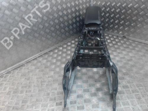 Used Middle console Middle console BMW 1 (F40) 118 i (140 hp) 24270939 24270939