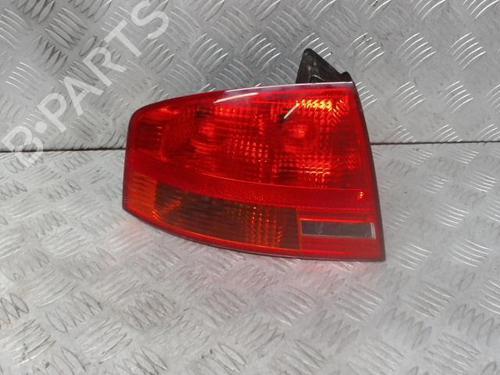 Left taillight AUDI A4 B7 (8EC) 1.9 TDI | BP24275595C34 