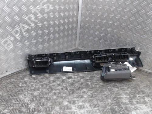 Used Air vent Air vent DACIA SANDERO III 1.0 TCe 90 (91 hp) 32122578 32122578