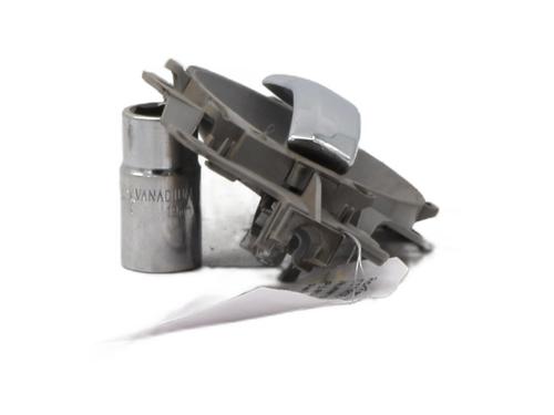 Klamka zewnętrzna drzwi tylnych lewych CITROËN C3 I (FC_, FN_) 1.6 16V | BP30567337C130