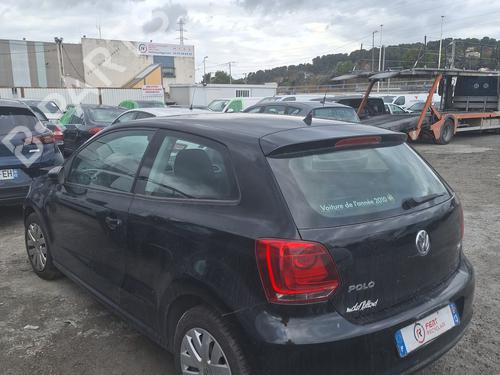 Right headlight VW POLO V (6R1, 6C1) 1.2 | BP32443984C29