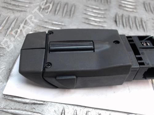 Used Switch RENAULT CLIO IV (BH_) 0.9 TCe 90 (BHNF, BHMA, BHMH, BHJK, BHJR) (90 hp) 24266874