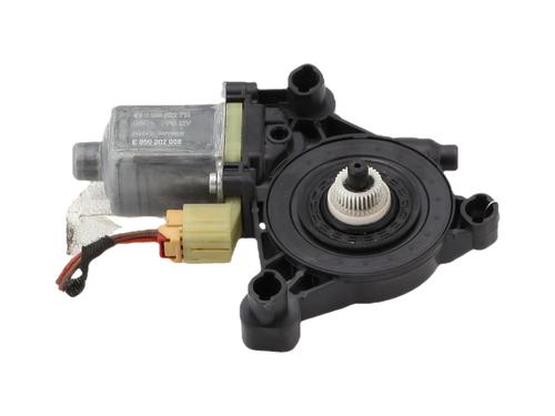 Right front window motor VW GOLF VIII (CD1, DA1) 2.0 TDI | BP40027365E20 - Image 5