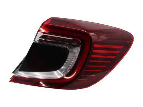 Used Right taillight RENAULT CAPTUR II (HF_) Blue dCi 95 (HFAF) (95 hp) 32044787