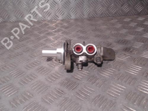brake-master-cylinder-renault-megane-iv-hatchback-b9amn_-2015-24266723 main image