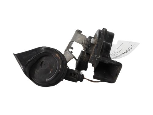 horn-vw-touran-5t1-2015-40454244 main image