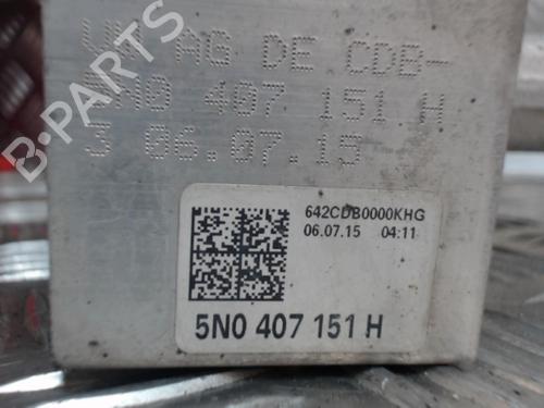 Used Left front suspension arm AUDI Q3 (8UB, 8UG) 1.4 TSI (150 hp) 24281366