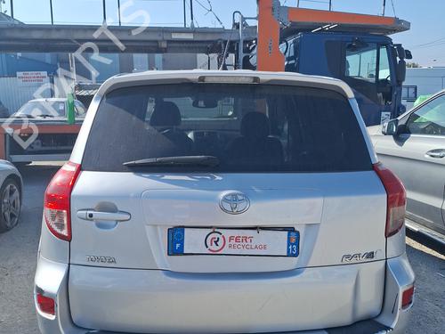 Brugte TOYOTA RAV 4 III (_A3_)  2.2 D 4WD (ALA30_, ALA30R)  4598745
