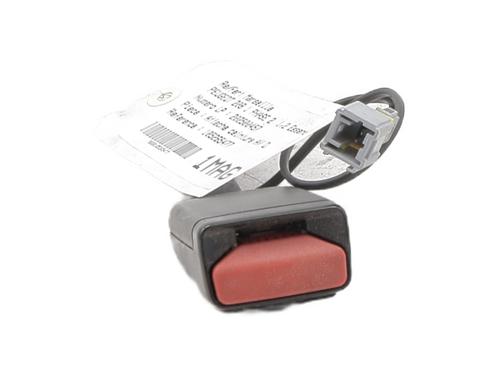 Seat buckle PEUGEOT 208 I (CA_, CC_) 1.2 VTI 82 | BP25896367I32