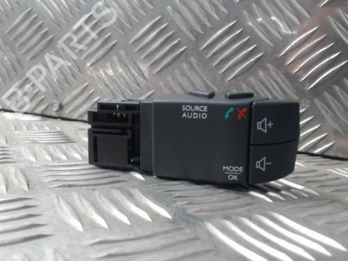 Used Switch Switch RENAULT CLIO IV (BH_) 1.5 dCi 75 (75 hp) 24289869 24289869