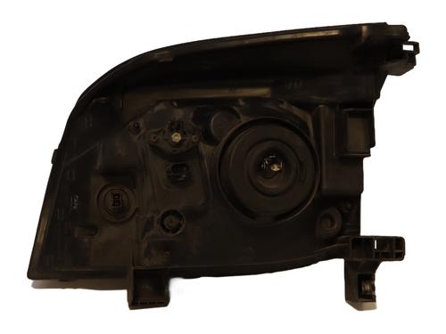 Used Right headlight Right headlight NISSAN X-TRAIL I (T30) 2.2 Di 4x4 (114 hp) 28035993 28035993