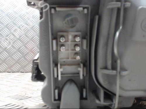 Used Left headlight Left headlight MERCEDES-BENZ C-CLASS (W202) C 200 (202.020) (136 hp) 24289236 24289236
