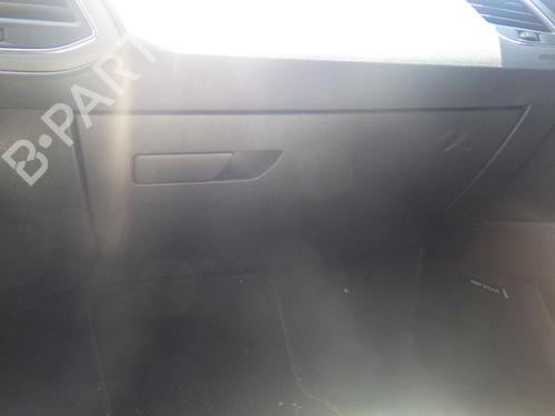 Used Glove box SEAT LEON (5F1) 1.4 TSI (150 hp) 27343167
