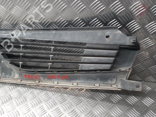 Used Grille RENAULT MASTER II Van (FD) 2.5 dCi (120 hp) 24288906